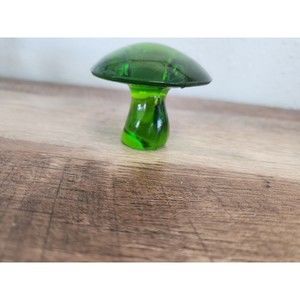 Vintage Viking Glass Green Mushroom Paperweight 2.25 Inches x 3" wide RARE